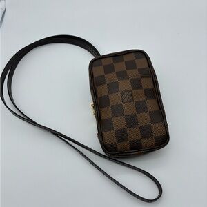 Louis Vuitton damier ebene etui opaki pouch Pm bag